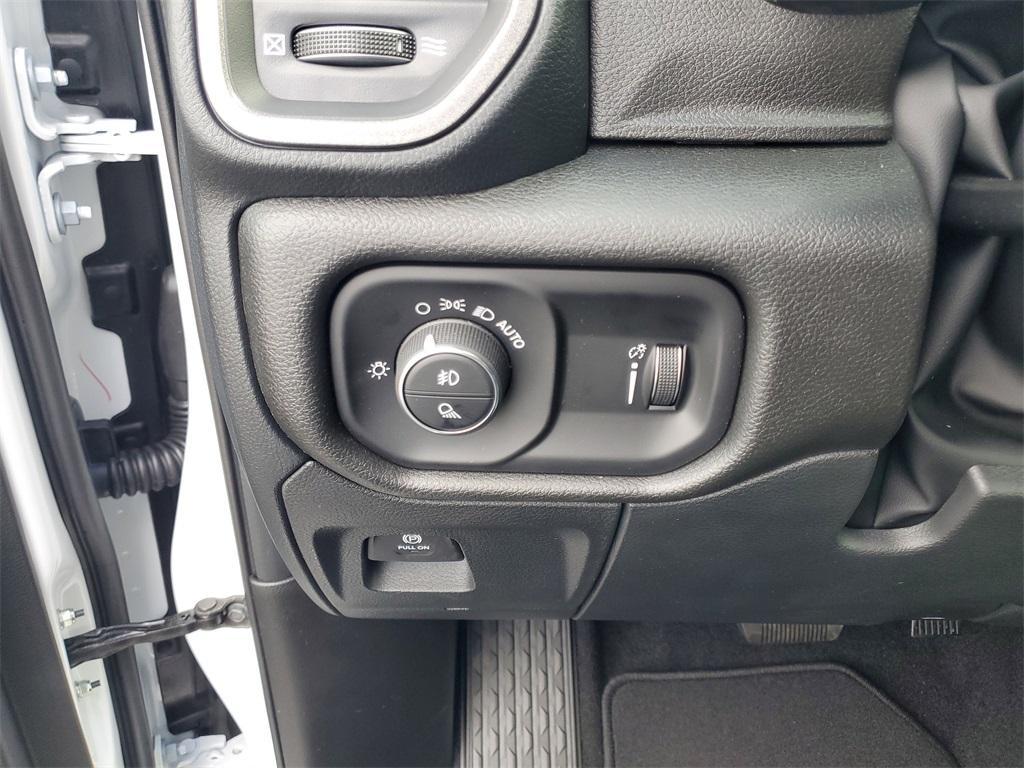 new 2025 Ram 1500 car