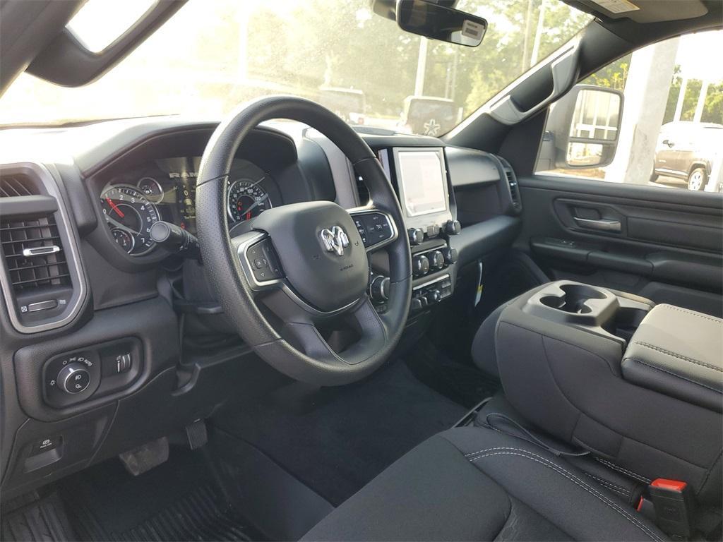 new 2025 Ram 1500 car, priced at $53,325
