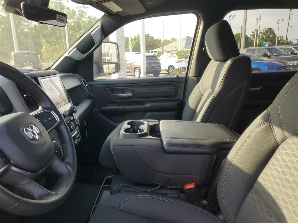 new 2025 Ram 1500 car, priced at $53,325