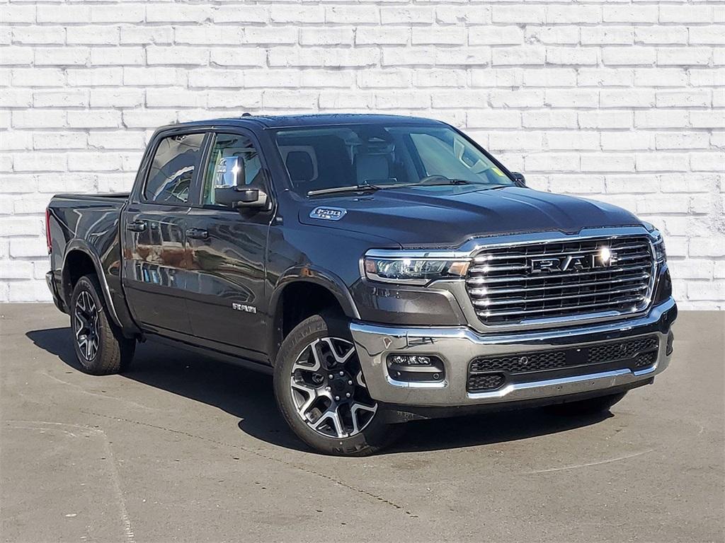 new 2025 Ram 1500 car, priced at $67,558