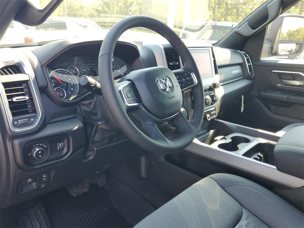 new 2025 Ram 1500 car, priced at $60,987