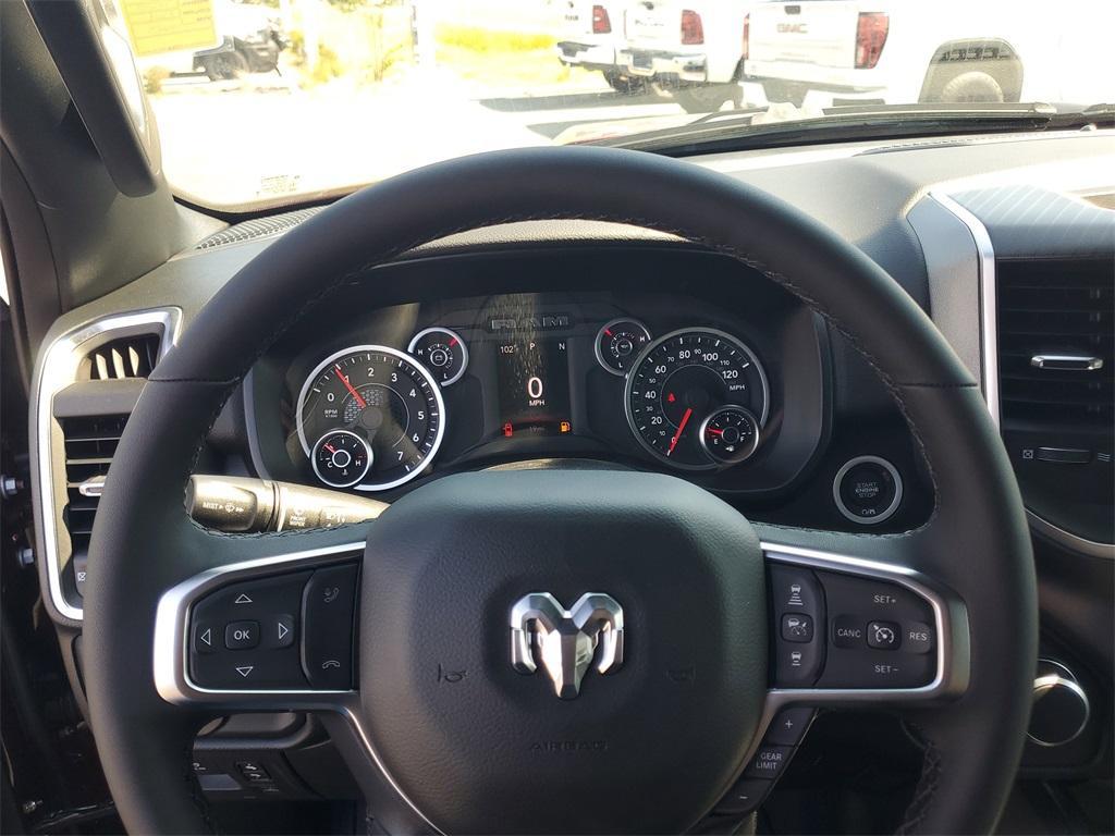 new 2025 Ram 1500 car, priced at $60,987