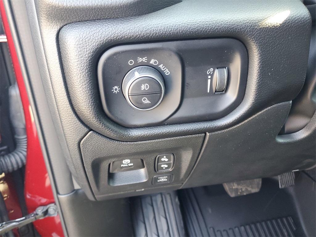 new 2025 Ram 1500 car, priced at $60,987