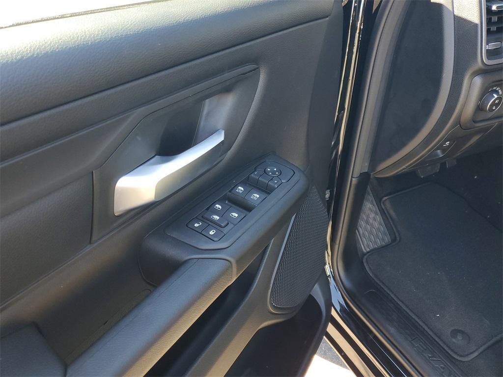 new 2025 Ram 1500 car