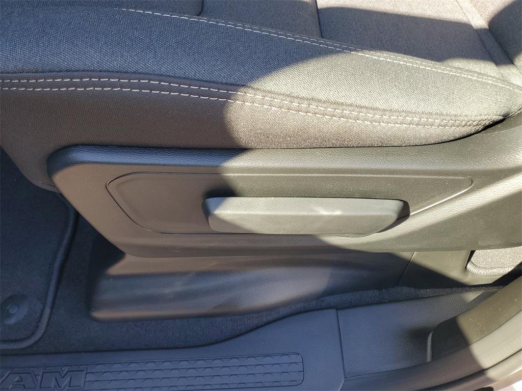 new 2025 Ram 1500 car