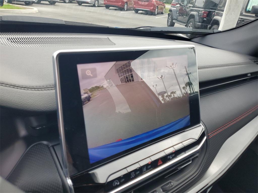 new 2026 Jeep Compass car, priced at $34,392