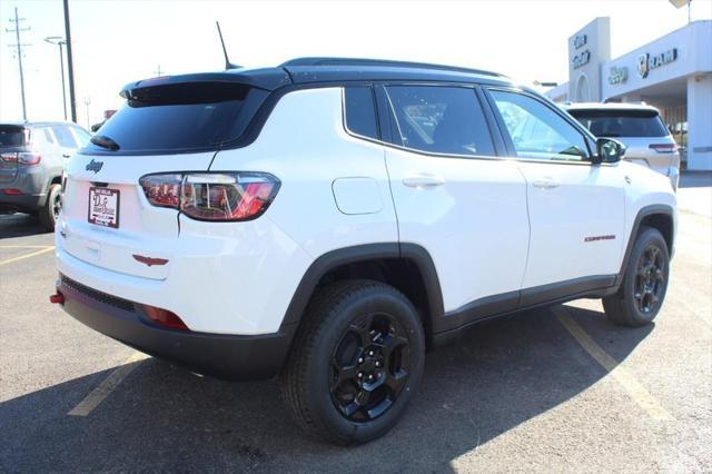 new 2024 Jeep Compass car, priced at $29,304