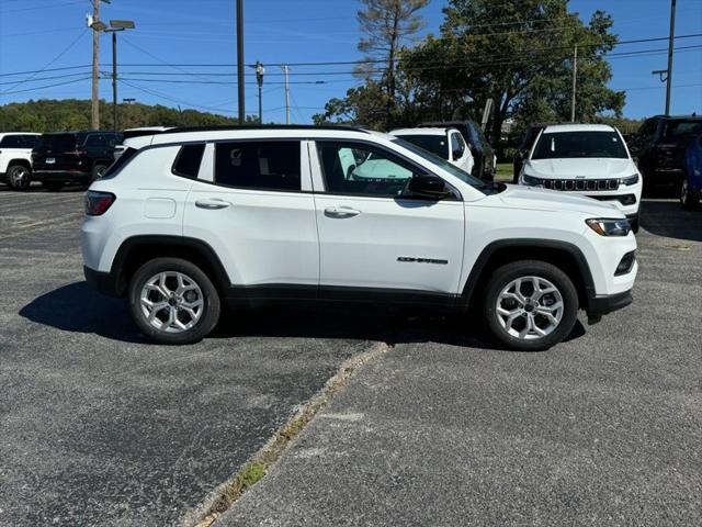 new 2025 Jeep Compass car, priced at $26,615