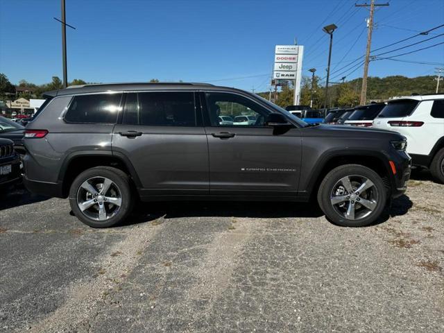 new 2025 Jeep Grand Cherokee L car, priced at $46,186