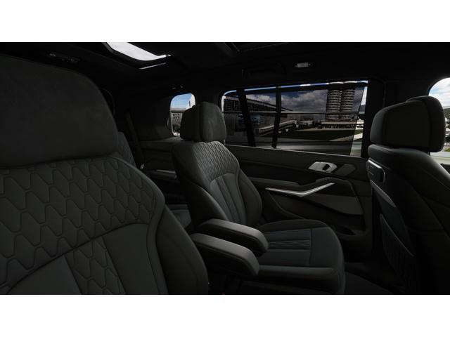 new 2026 BMW X7 car, priced at $125,725