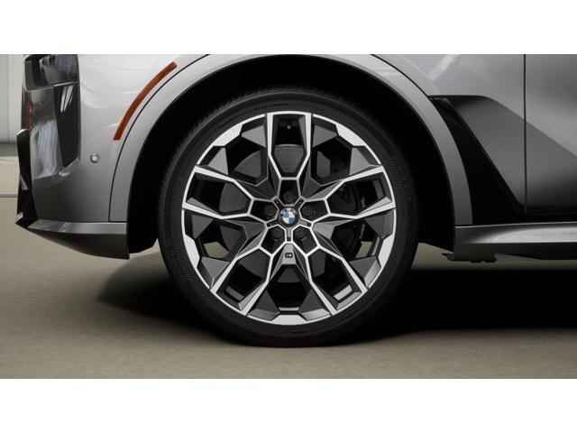 new 2026 BMW X7 car, priced at $95,575