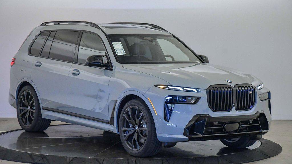 new 2026 BMW X7 car, priced at $119,715
