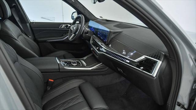 new 2026 BMW X7 car, priced at $121,715