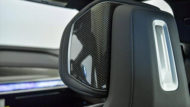 new 2025 BMW i7 car, priced at $101,204