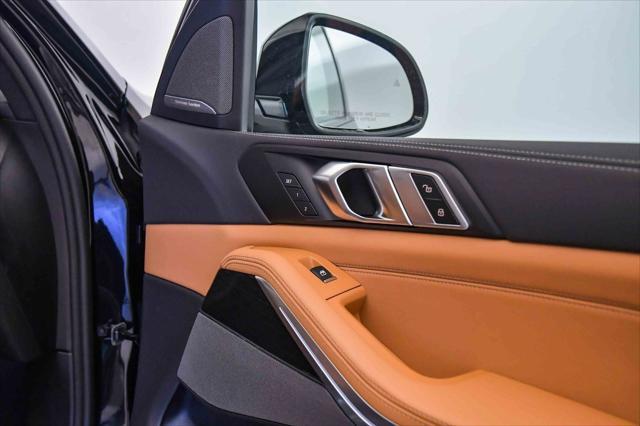 new 2026 BMW X7 car, priced at $96,725