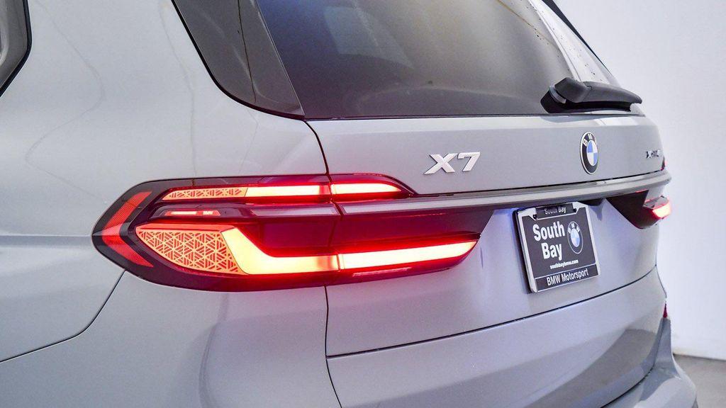 new 2026 BMW X7 car, priced at $94,315