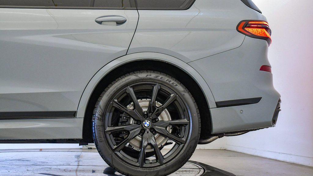 new 2026 BMW X7 car, priced at $94,315