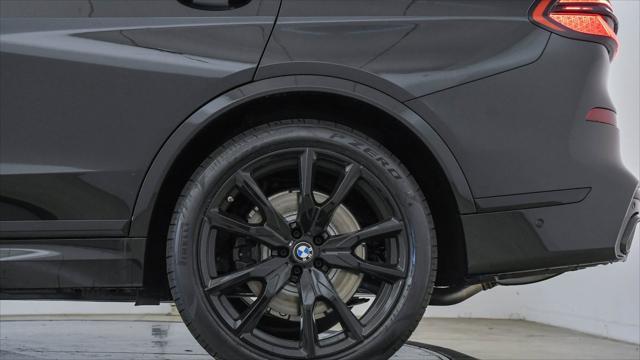 new 2025 BMW X7 car, priced at $92,280