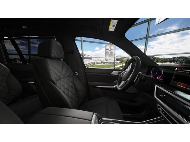 new 2025 BMW X7 car, priced at $91,430