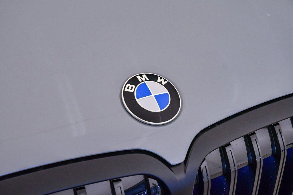 new 2026 BMW X7 car, priced at $95,825