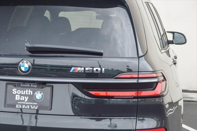 new 2025 BMW X7 car, priced at $114,475