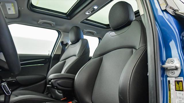 used 2023 MINI Hardtop car, priced at $23,999