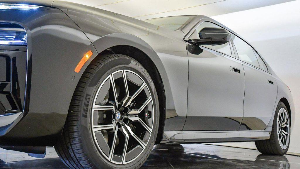 new 2026 BMW 760 car, priced at $134,125