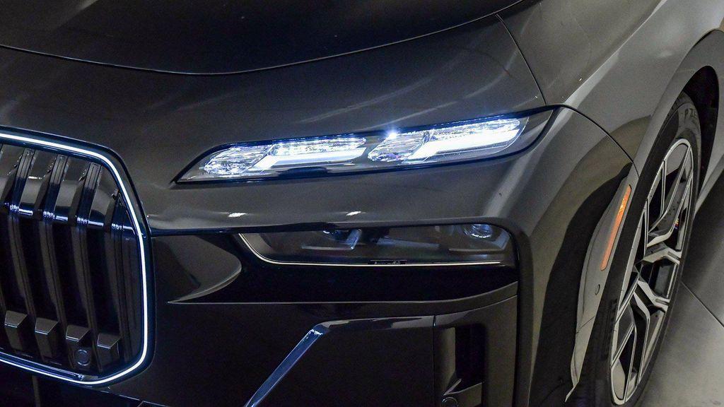 new 2026 BMW 760 car, priced at $134,125