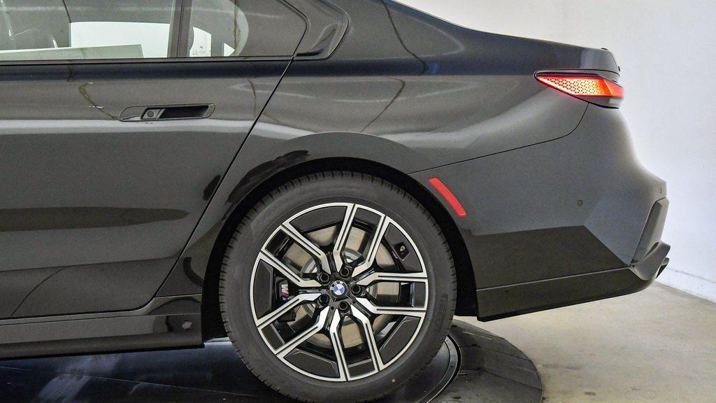 new 2026 BMW 760 car, priced at $134,125