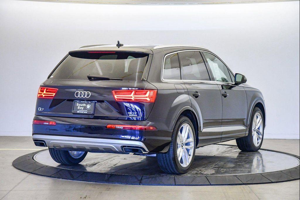 used 2017 Audi Q7 car, priced at $21,999
