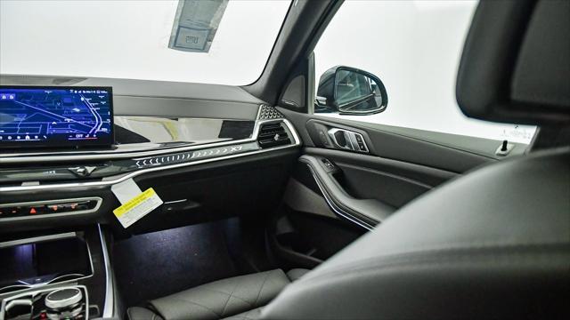 new 2026 BMW X7 car, priced at $95,025
