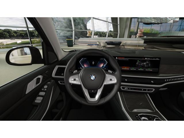new 2025 BMW X7 car, priced at $86,130