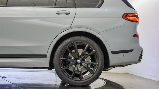 new 2026 BMW X7 car, priced at $94,225