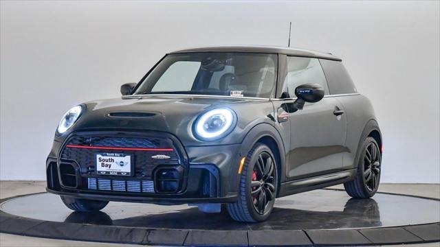 used 2023 MINI Hardtop car, priced at $32,854