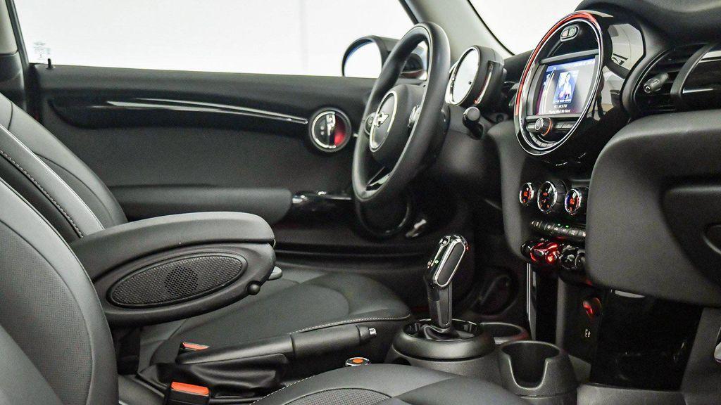 used 2021 MINI Hardtop car, priced at $18,599
