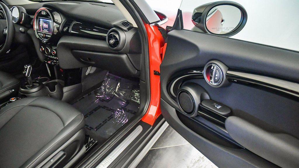 used 2021 MINI Hardtop car, priced at $18,599