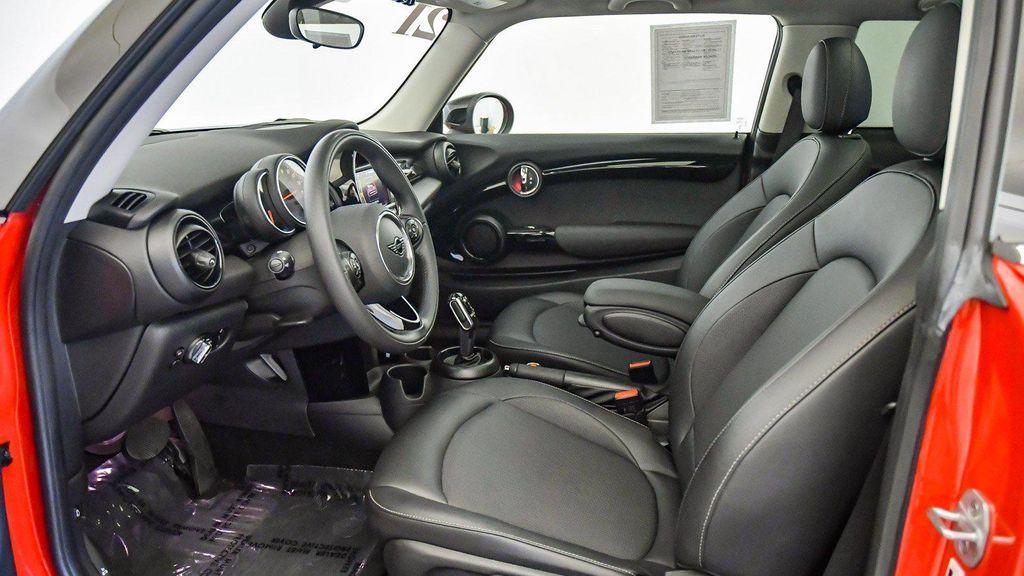 used 2021 MINI Hardtop car, priced at $18,599