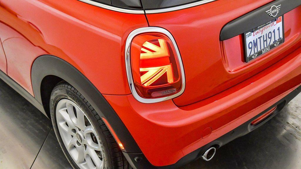 used 2021 MINI Hardtop car, priced at $18,599