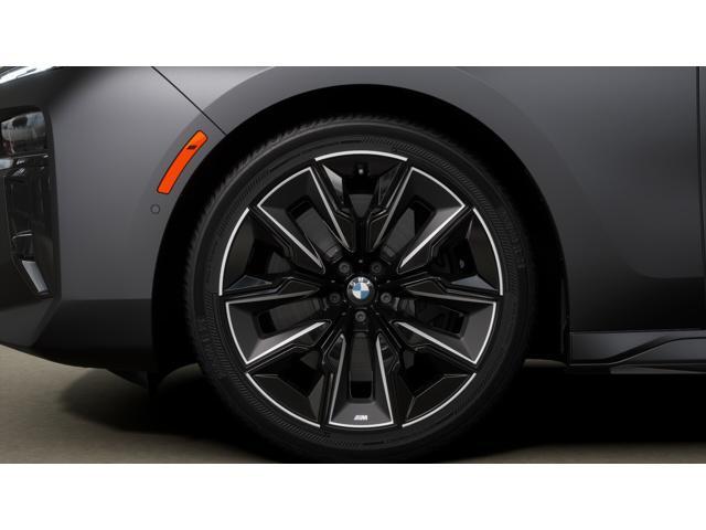 new 2025 BMW 760 car, priced at $132,355