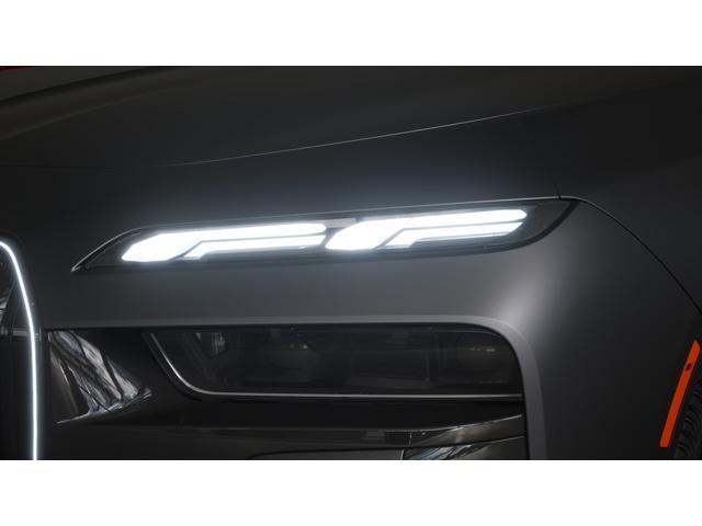 new 2025 BMW 760 car, priced at $132,355