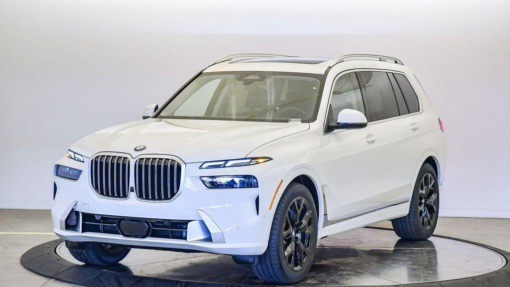new 2026 BMW X7 car, priced at $88,175