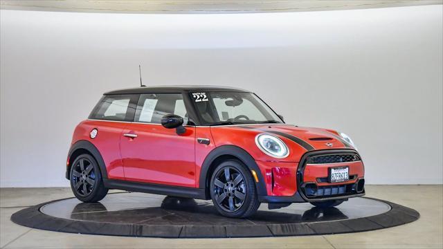 used 2022 MINI Hardtop car, priced at $25,215