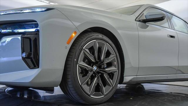 new 2025 BMW 760 car, priced at $128,260