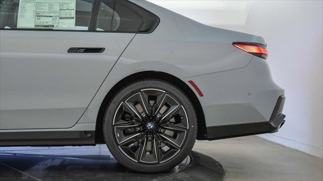 new 2025 BMW 760 car, priced at $128,260