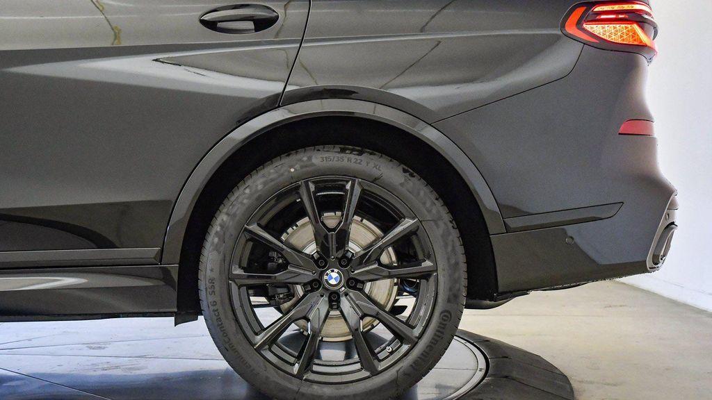 new 2026 BMW X7 car, priced at $98,225