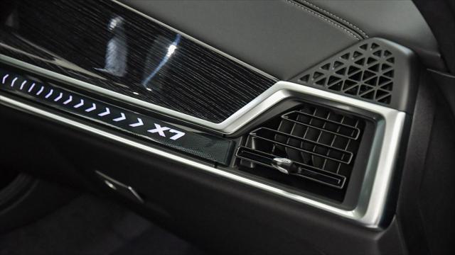 new 2026 BMW X7 car, priced at $95,575