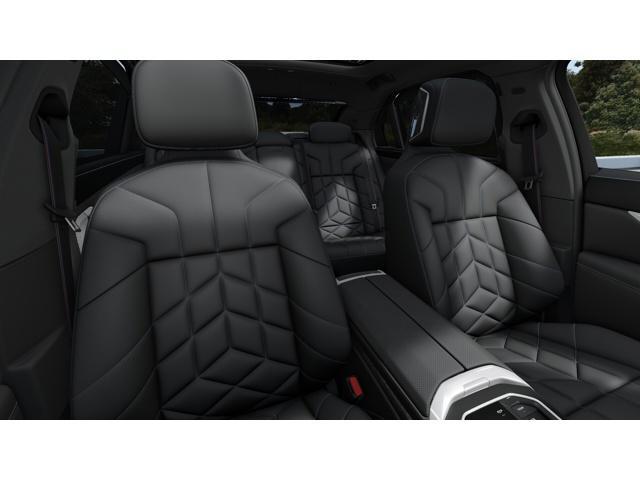 new 2025 BMW 760 car, priced at $124,225