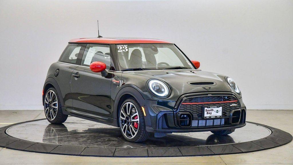 used 2023 MINI Hardtop car, priced at $34,299