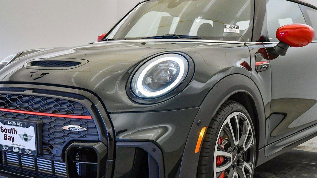used 2023 MINI Hardtop car, priced at $34,299