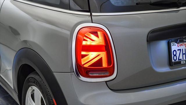 used 2022 MINI Hardtop car, priced at $21,999